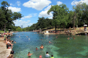 Barton Springs: El Tesoro Natural de Austin