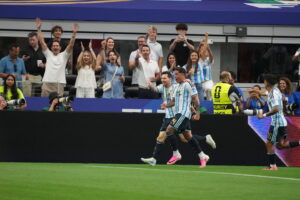 Messi hace historia en Dallas: Argentina venció 2-0 a Austria y el capitán se convirtió en el máximo goleador de los Mundiales