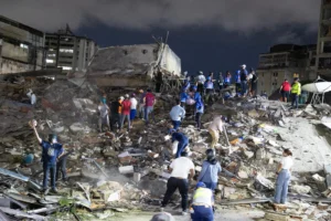 Doble terremoto de magnitud 7.5 y 7.2 sacude Venezuela: La Guaira es declarada zona de desastre
