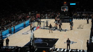Los Spurs volvieron a casa: así fue el Silver & Black Open Scrimmage en el Frost Bank Center